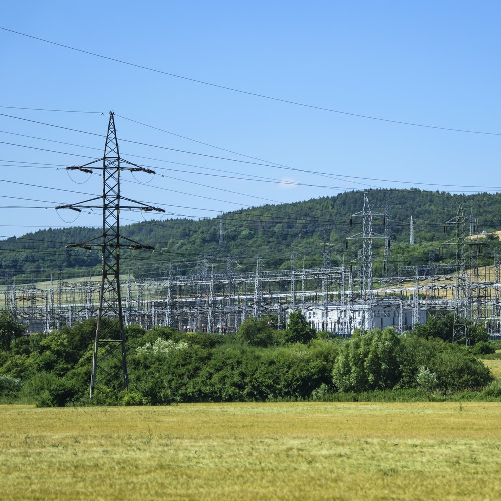 Prevenci�n de riesgos y gesti�n medioambiental en las operaciones auxiliares de montaje y mantenimiento de equipos el�ctricos y electr�nicos